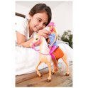 Barbie pop met paard