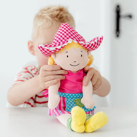 Fien en Teun pluche pop boerin Fien knuffel