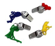 Metalen fluitje met gekleurd koord