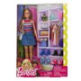 Barbie-en-haar-schoenenkast